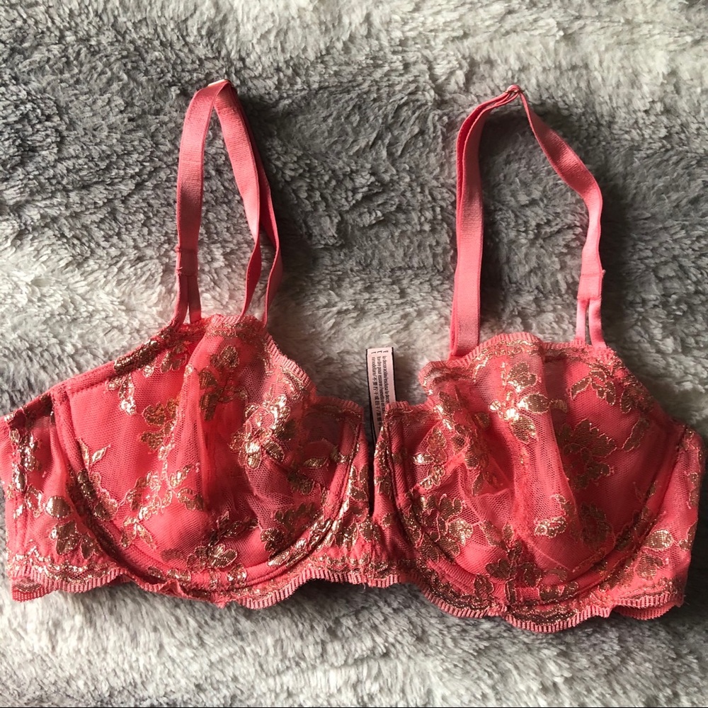 Victoria secret lingerie lace pink bra 36C